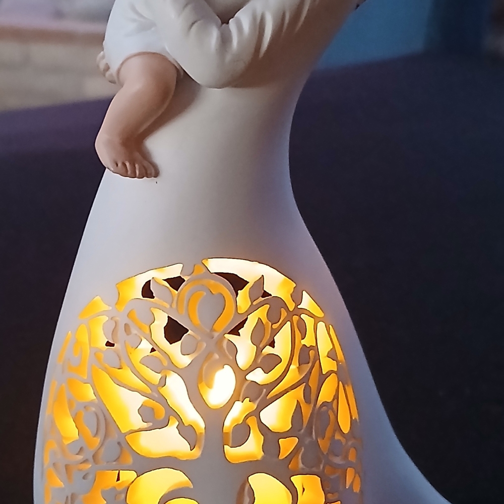 White Ceramic Mother/Daughter Figurine with Tree Of Life Design